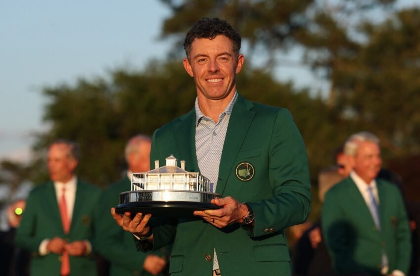  Rory McIlroy viste con la chaqueta verde del Masters de Augusta a Rory McIlroy