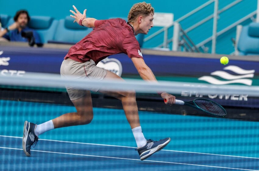  Landaluce choca con el saque de Lehecka en los cuartos de Miami
