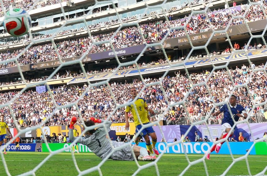  Así le hemos contado la goleada ante Suecia de una Francia que mete miedo