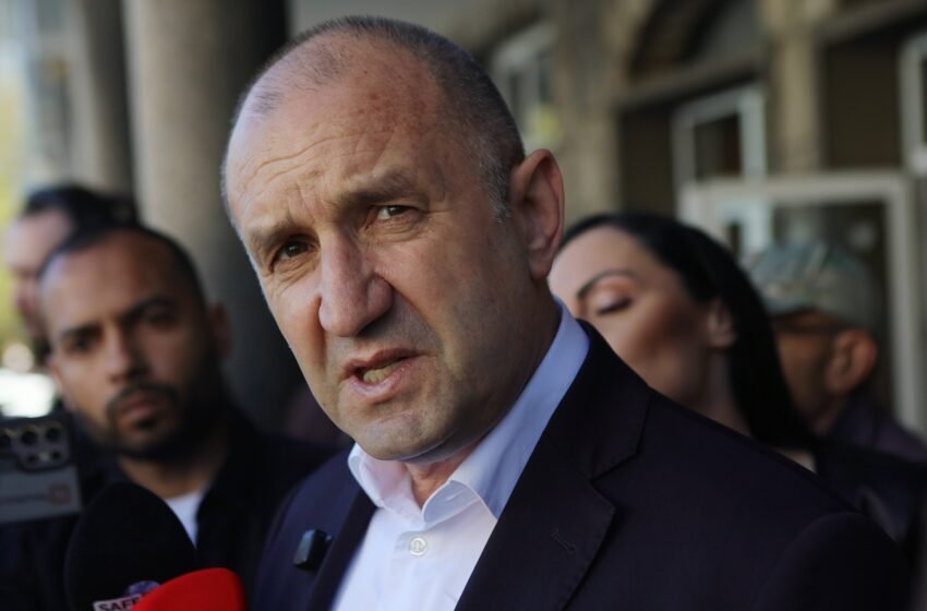  El candidato prorruso Rumen Radev vence las legislativas y será el primer ministro de Bulgaria