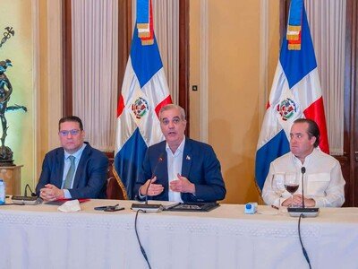  Abinader garantiza estabilidad en precios de la canasta básica