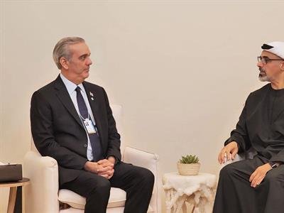  Luis Abinader se reúne con príncipe de Abu Dabi