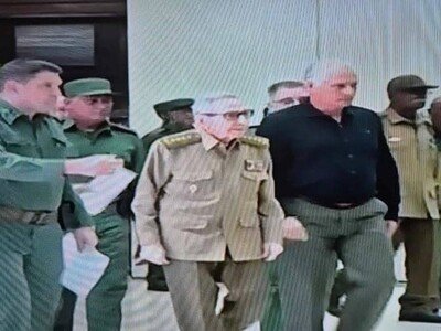  Raúl Castro reaparece en acto público