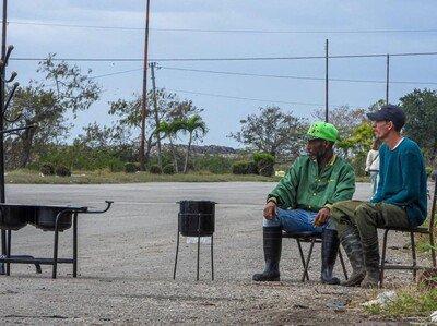  Cubanos en EE.UU. aceleran envíos de ayuda a la isla