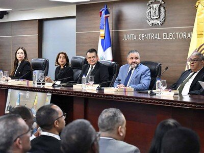  Diario Libre solicita a la JCE información sobre viajes al exterior