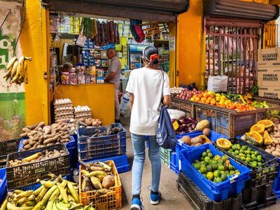 El alza de los alimentos golpea el bolsillo de familias dominicanas