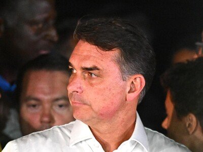  El partido de Flávio Bolsonaro reconoce la victoria de Lula da Silva