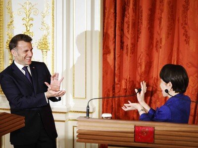  Francia y Japón firman alianza nuclear y en IA