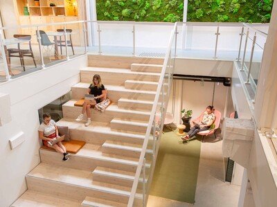  Trabajo en 2026: modelo híbrido, IA y bienestar marcarán tendencia