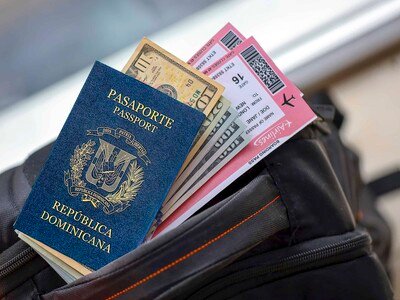  El costo del viaje de dos miembros de JCE por Europa
