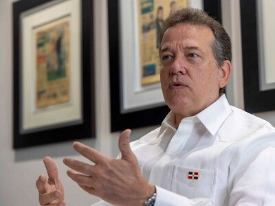  Ito Bisonó priorizará relaciones internacionales y servicio exterior