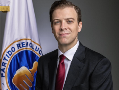  Juan Garrigó anuncia su salida del Gobierno tras seis años de servicio