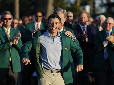  McIlroy resiste el asedio y vuelve a conquistar Augusta
