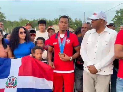  Melvin Marcelino pide al Gobierno construir carretera en Montecristi