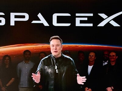  Musk, el primer billonario del mundo al dispararse acciones de SpaceX