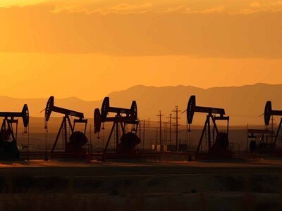  Petróleo intermedio de Texas sube tras tensiones entre EE. UU. e Irán