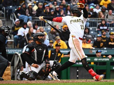  Oneil Cruz arranca con fuerza en el mejor inicio de su carrera