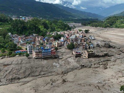  Suman 162 los muertos por riada masiva en Nepal