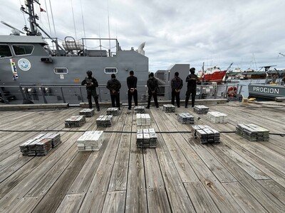  Decomisan 450 paquetes de cocaína y apresan a cuatro venezolanos