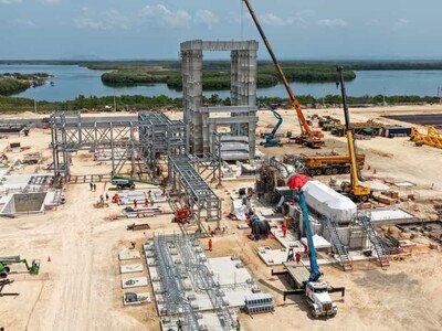  Funcionarios del área eléctrica recorren Manzanillo Gas & Power